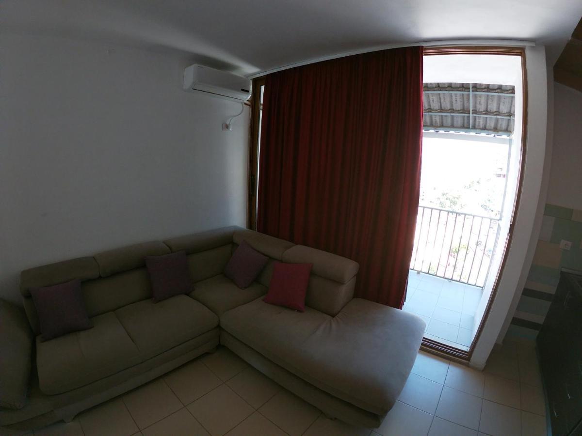 Honey Apartments Near Promenade Sarandë Eksteriør bilde
