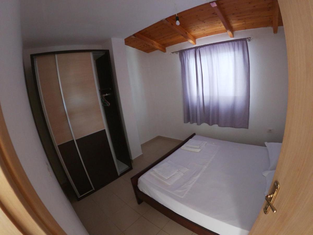 Honey Apartments Near Promenade Sarandë Eksteriør bilde