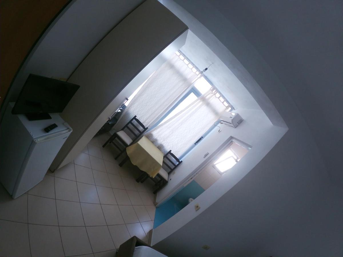 Honey Apartments Near Promenade Sarandë Eksteriør bilde